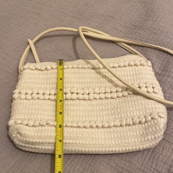 H&M Texture Weave Shoulder Bag . New - Picture 7 of 8